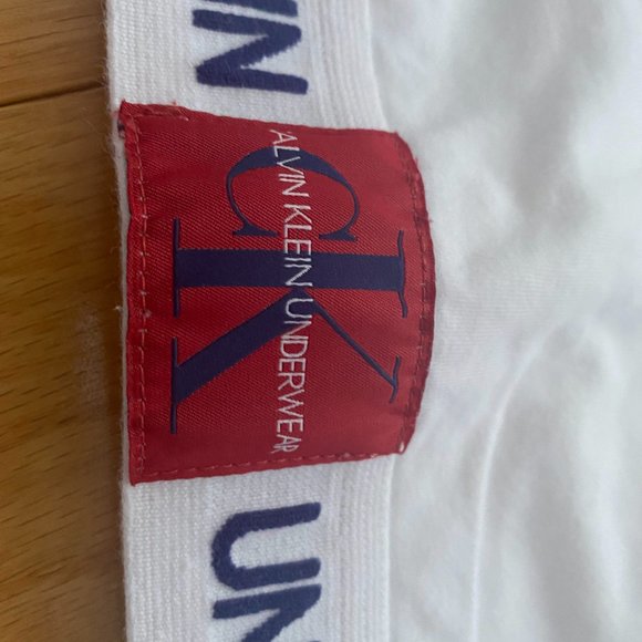 White Calvin Klein Bra - Picture 2 of 4